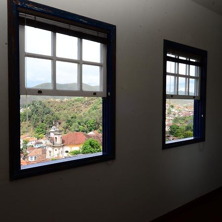 Casa De Hospedagem Dlourdes Оро Прето Екстериор снимка